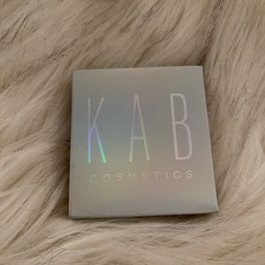 KAB Cosmetics - Pressed Glow Powder in French Kiss (Pink), Full Size (8g) - NIB